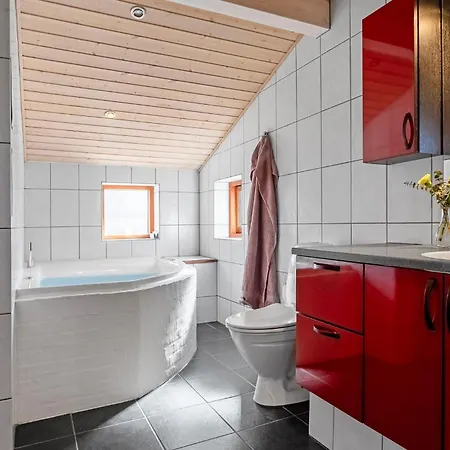 Beautiful In Juelsminde With Sauna 펜션