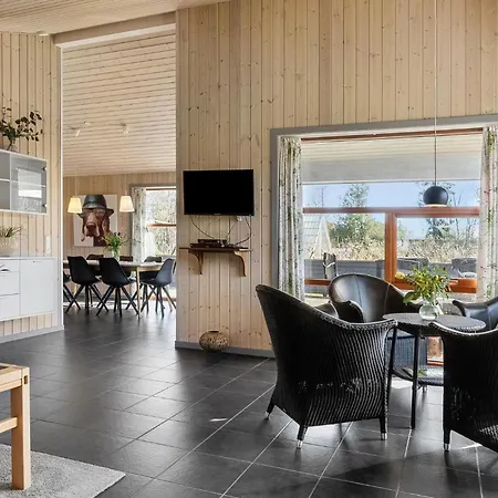 Beautiful In Juelsminde With Sauna 펜션 Sonderby (Midtjylland)