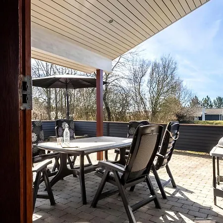 Beautiful In Juelsminde With Sauna 펜션 Sonderby (Midtjylland)