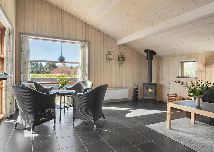 Beautiful In Juelsminde With Sauna Casa vacanze *